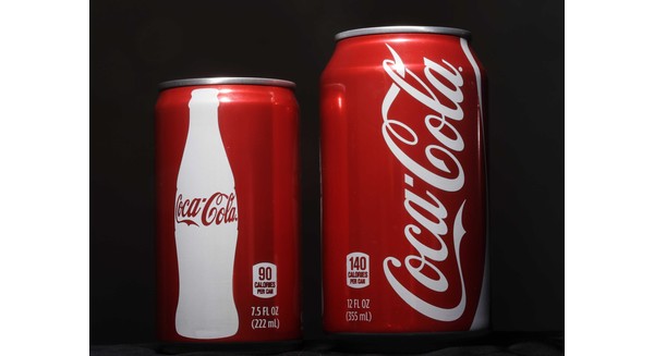 Thu nhỏ lon nước: Chiến lược đơn giản giúp Coca-cola tăng trưởng mạnh